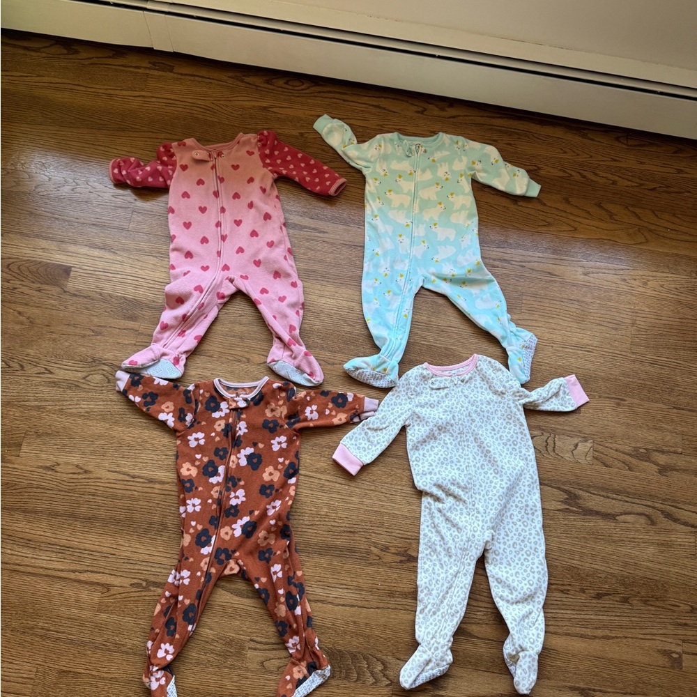 Carter's Colorful Fleece 18m Footies Set